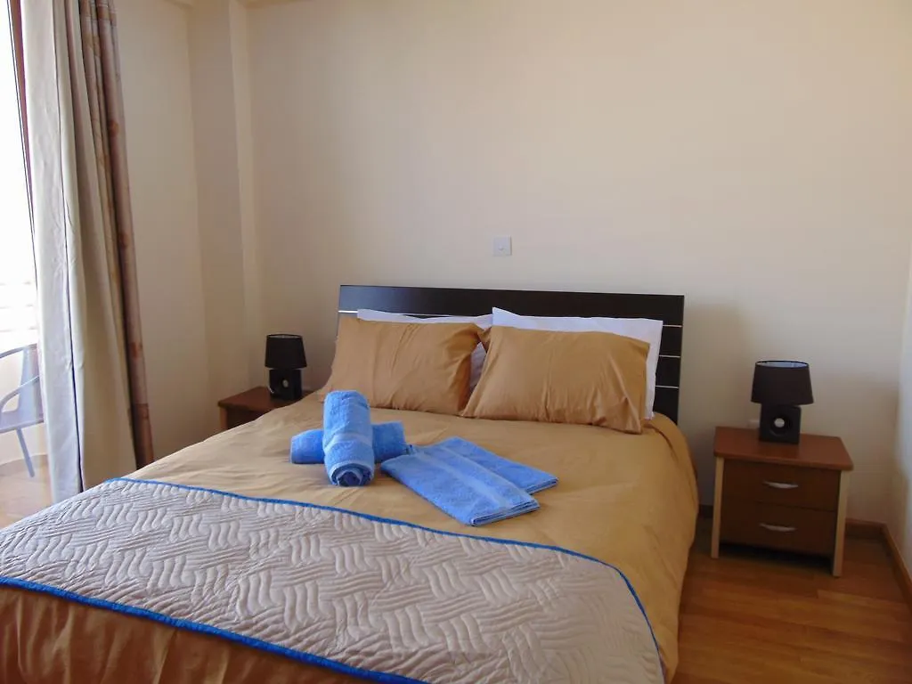Ithaki Phinikoudes Apartment No. 205 Larnaca 0*,